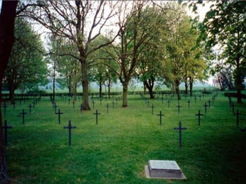 Duitse Oorlogsbegraafplaats Lassigny