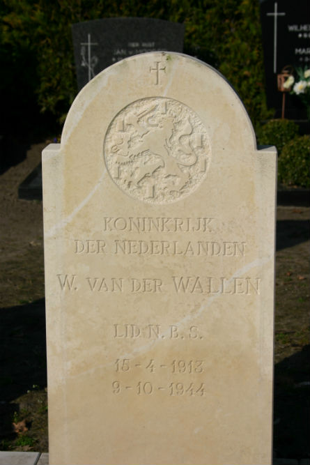 Nederlands Oorlogsgraf R.K. Begraafplaats Liessel #1