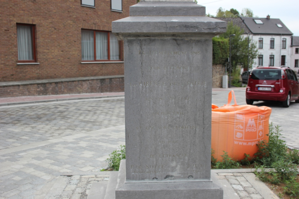 Oorlogsmonument Hvillers #4