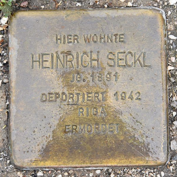 Stumbling Stones Brunner Straße 30