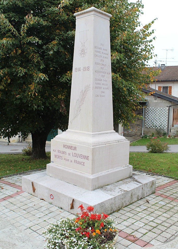 War Memorial Louvenne