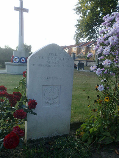 Commonwealth War Graves St Mary Cray Cemetery #3