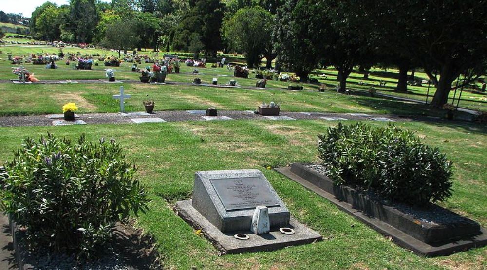 Commonwealth War Graves Purewa Public Cemetery #1