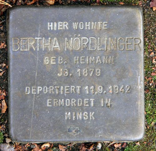 Stolpersteine Markgrafenstrae 64