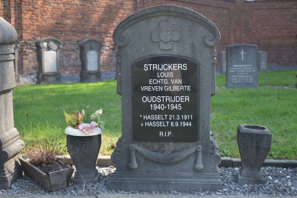 Belgische Oorlogsgraven Hasselt Gemeentelijke Begraafplaats #2
