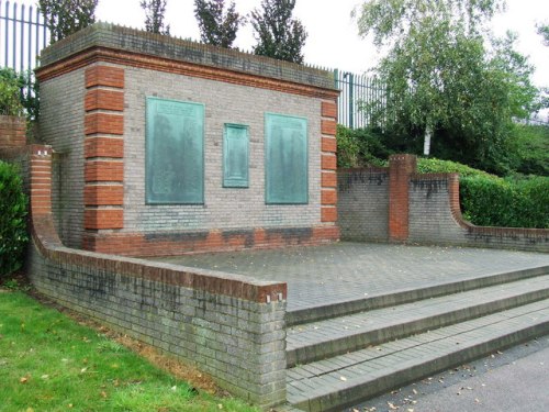 Oorlogsmonument Vauxhall Motors #1