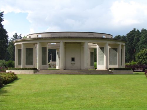 Brookwood 1939-1945 Memorial (Monument voor de Vermisten)