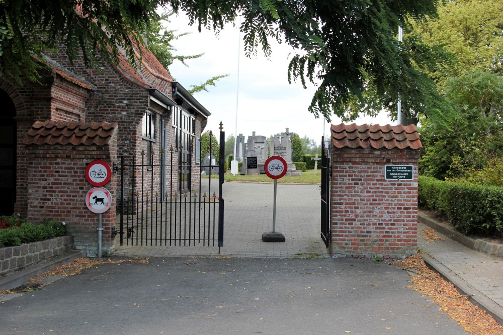 Oorlogsgraf van het Gemenebest Beveren-Leie