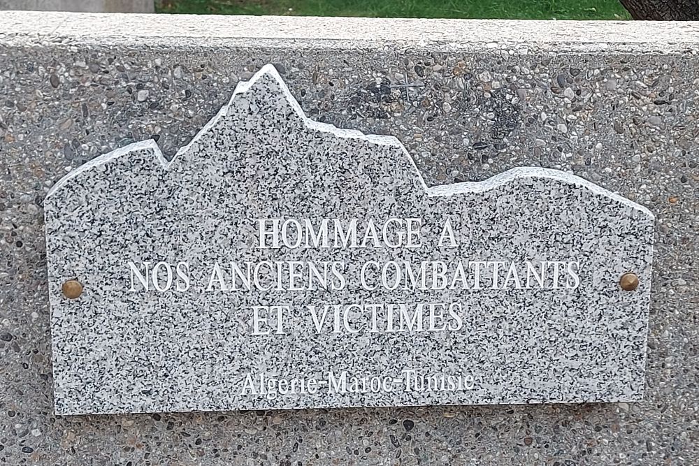 Oorlogsmonument Le Bourget-du-Lac #2