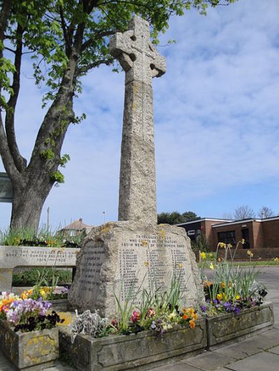 War Memorial Lake