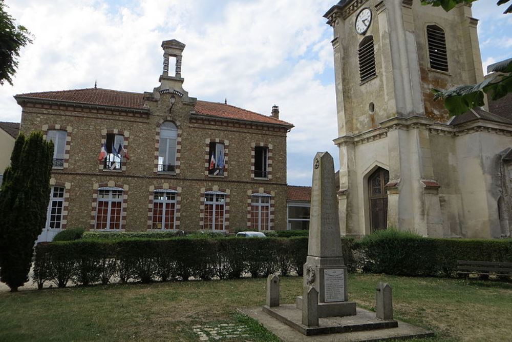 Oorlogsmonument Jossigny #1