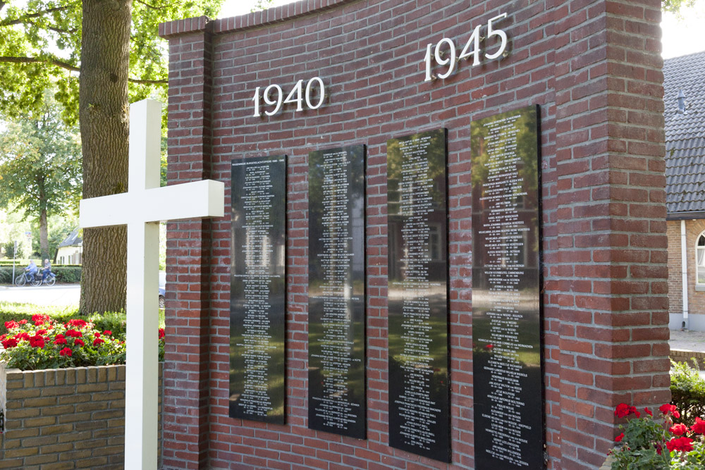 Oorlogsmonument Wageningen #4