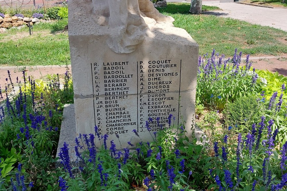 War Memorial Veauche #4