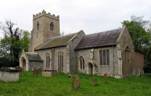 Oorlogsgraf van het Gemenebest St. Mary Magdalen Churchyard