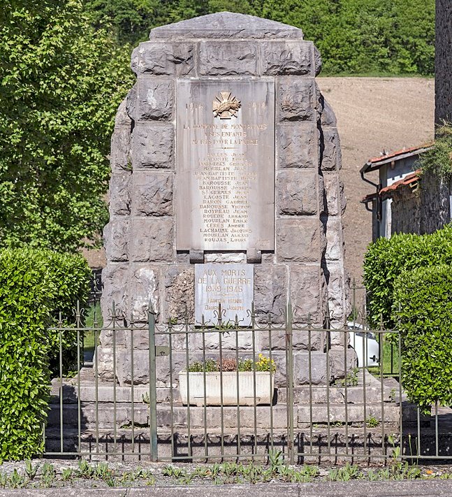 War Memorial Montsauns
