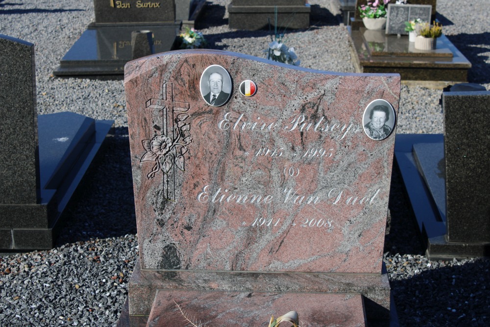 Belgische Graven Oudstrijders Rummen Begraafplaats #5