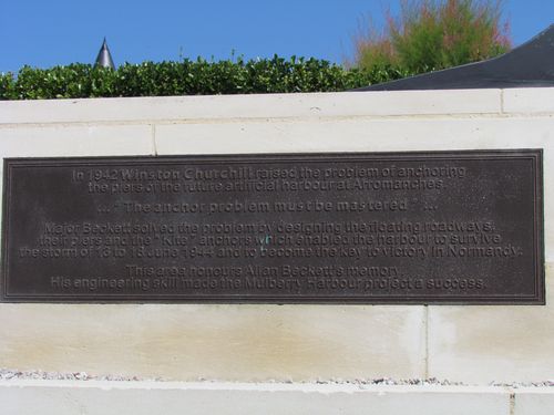 Monument Allan Beckett Arromanches-les-Bains #3