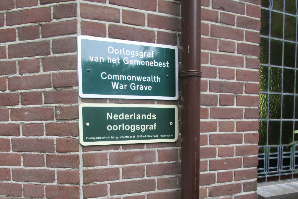 Commonwealth War Grave Woubrugge #3
