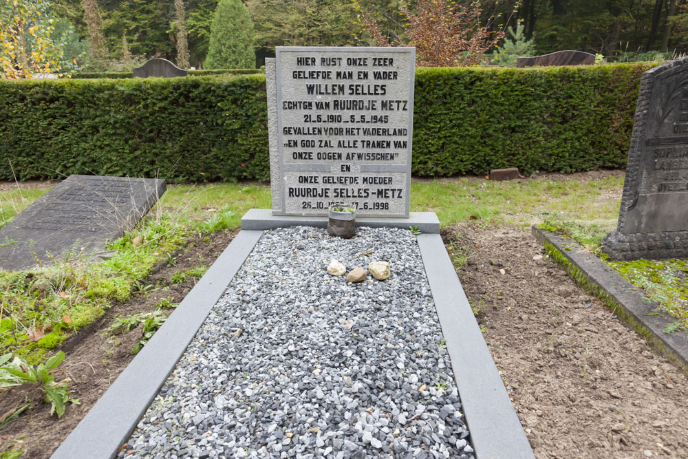 Nederlandse Oorlogsgraven Nieuwe Algemene Begraafplaats Leersum #2