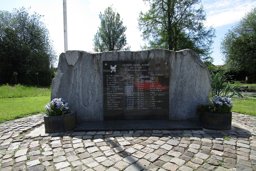 Monument Gevallen Militairen Nederlands Indi en Nieuw Guinea #2