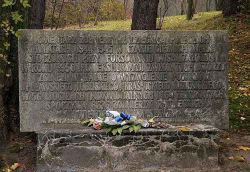 Sovjet Oorlogsbegraafplaats Kazimierz Dolny #3