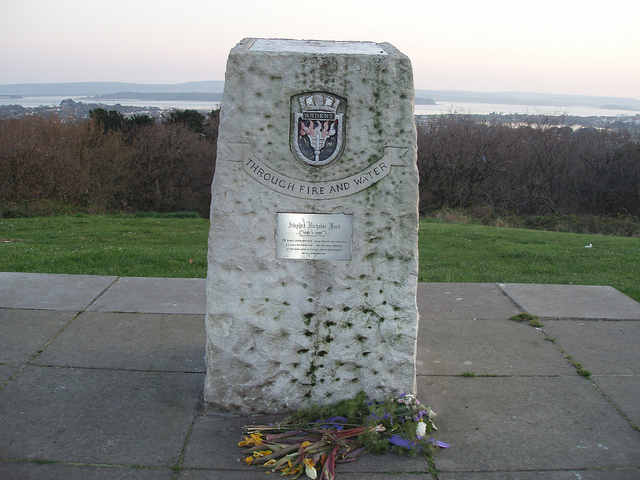 Monument Stephen Nicholas Ford