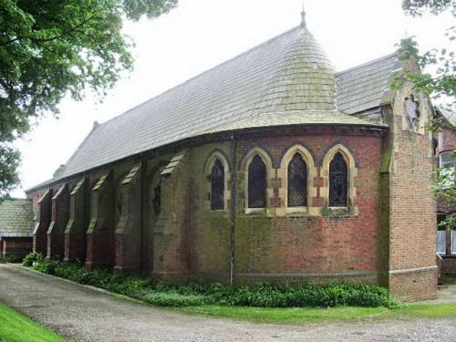 Oorlogsgraf van het Gemenebest St. Anne Roman Catholic Churchyard #1
