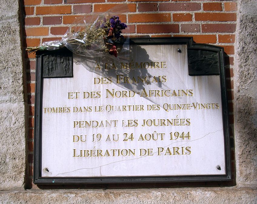 Gedenkteken Strijd in Quartier des Quinze-Vingts #1