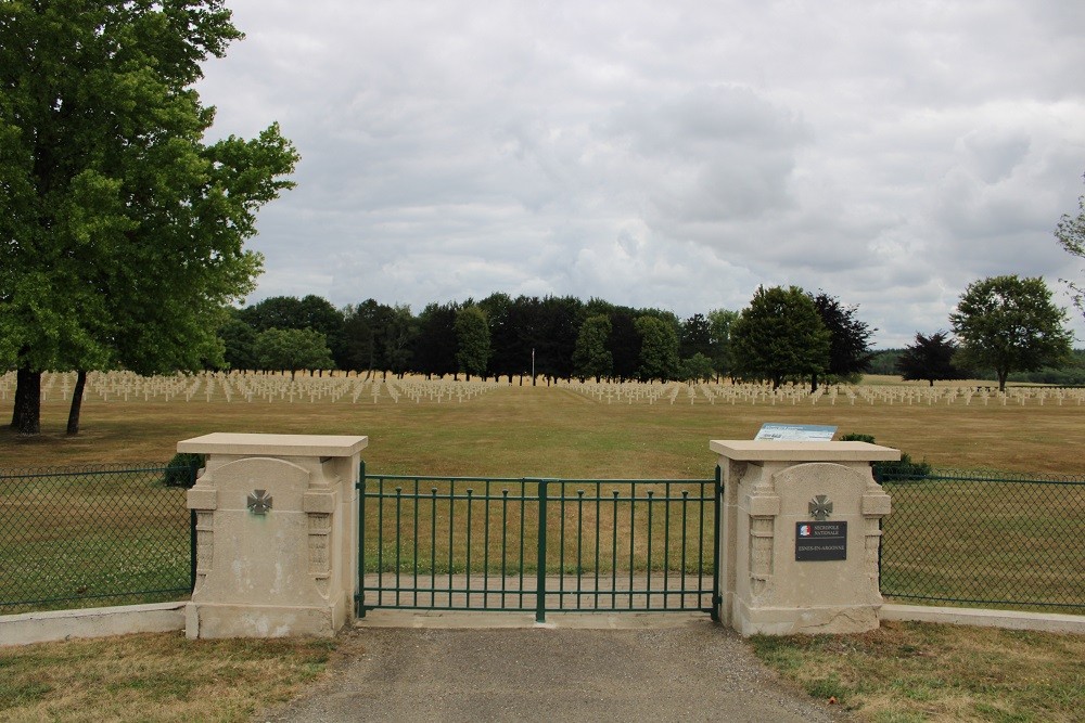 French War Cemetery Esnes-Malancourt #1