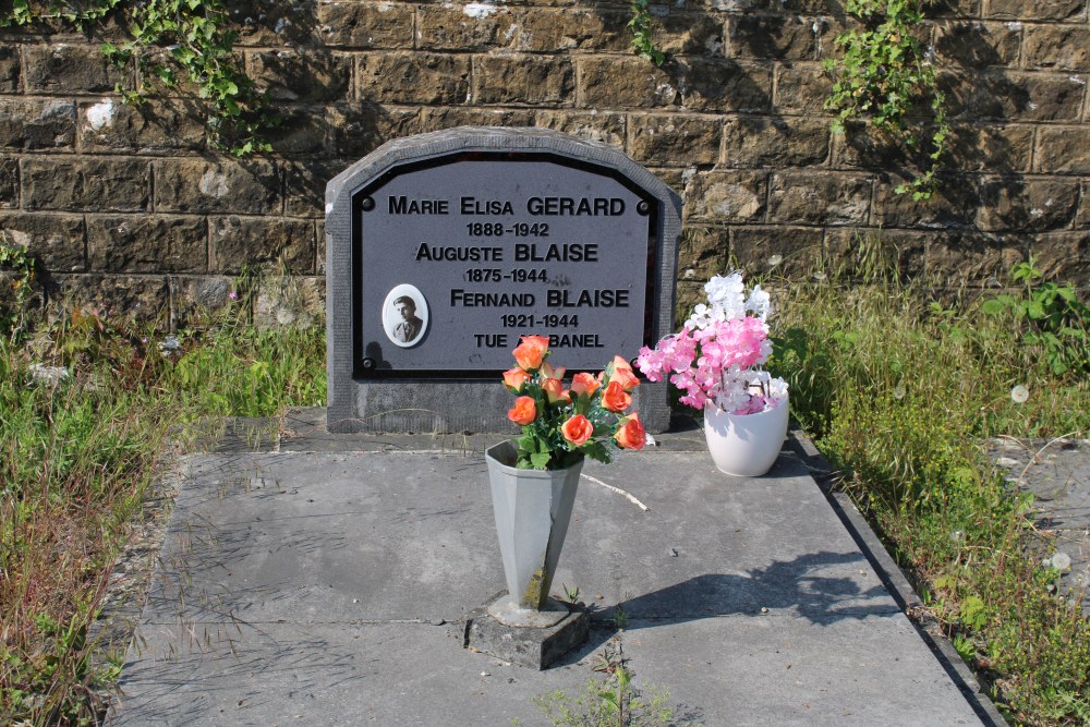 Belgische Oorlogsgraven Florenville #3