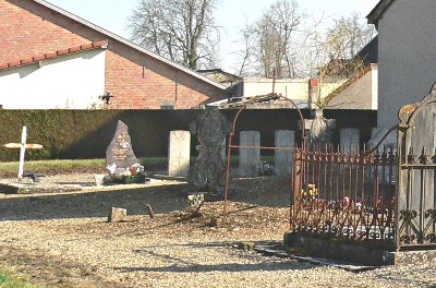 Commonwealth War Graves Jussecourt-Minecourt