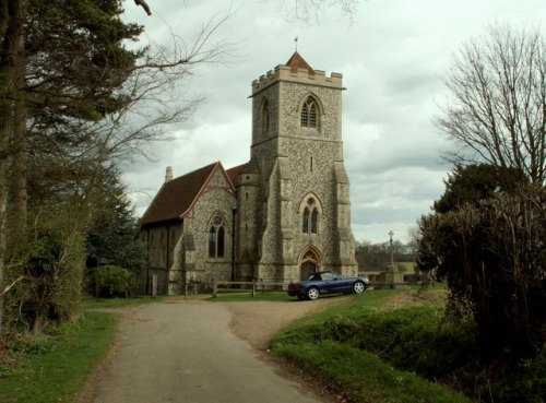 Oorlogsmonument Farnham #1