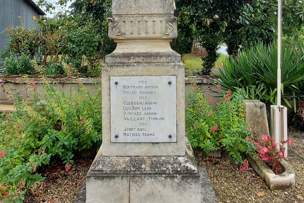 Oorlogsmonument Brives-sur-Charente #2