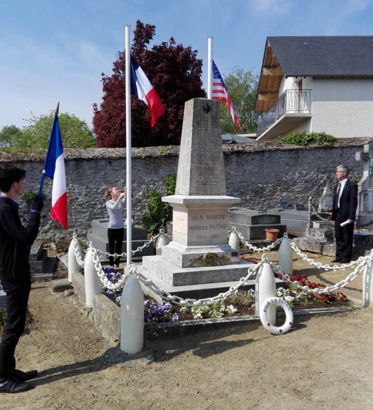Oorlogsmonument Écharcon #1