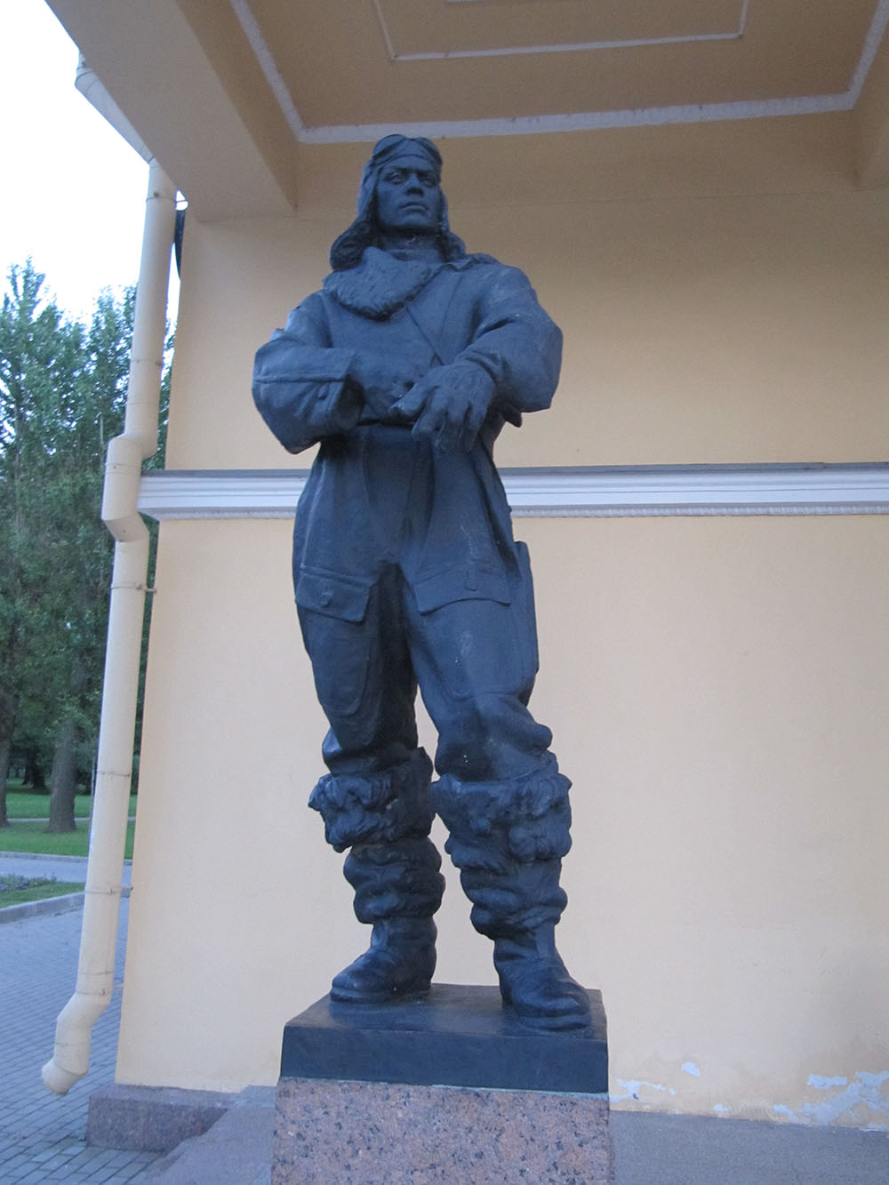 Statue 