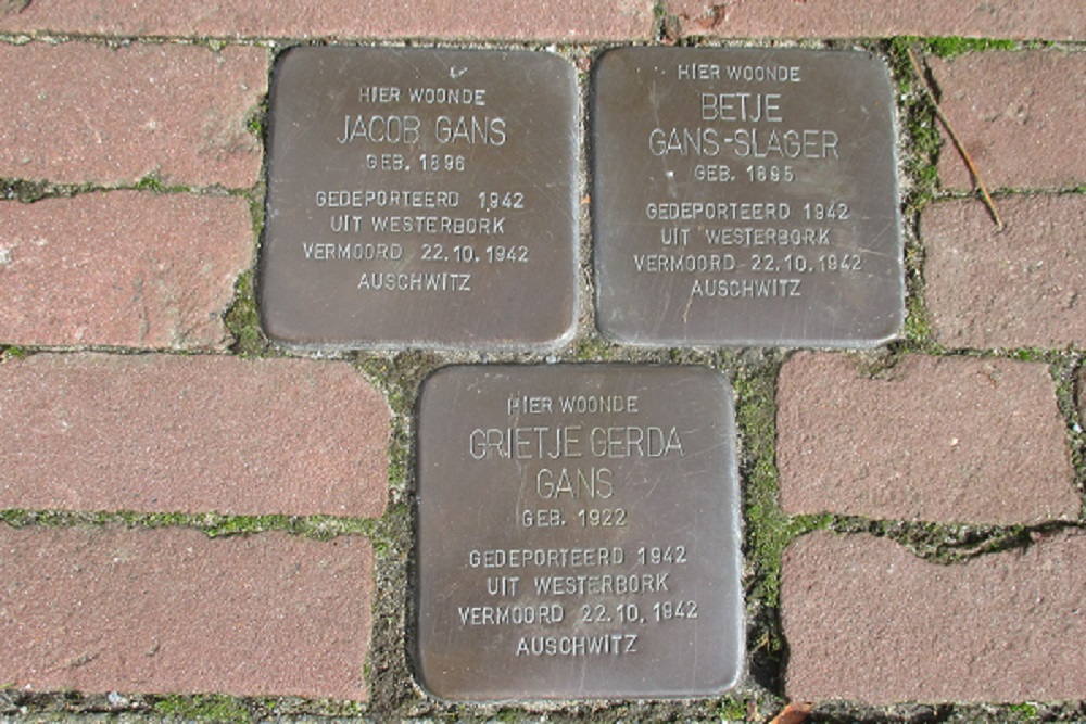 Stolpersteine Meeuwerderweg 4