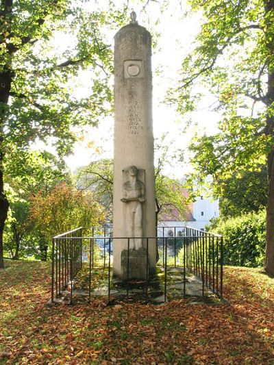 War Memorial Teachter and Scholars Hauptschule