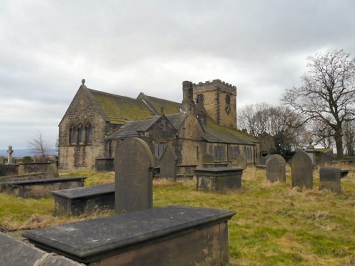 Oorlogsgraven van het Gemenebest St. Peter Churchyard