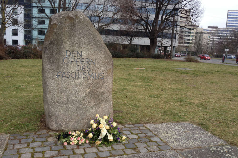 Monument Plein Slachtoffers Fascisme #1