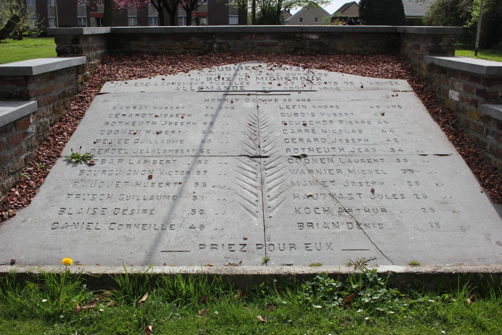 Monument Gefusilleerden en Weerstanders Micheroux #3