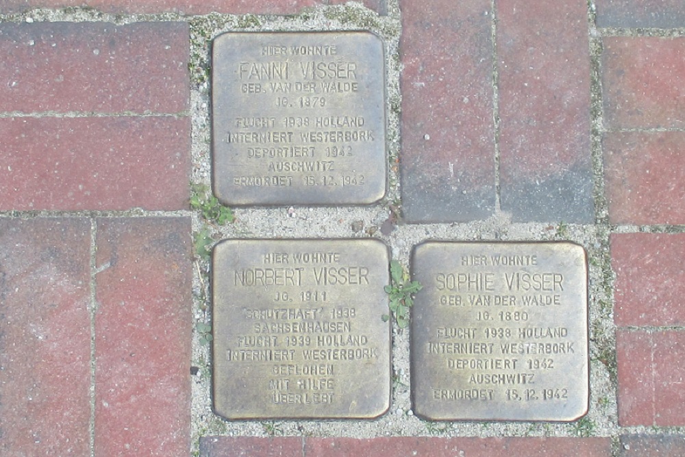 Stolpersteine Am Hinter Tief 4