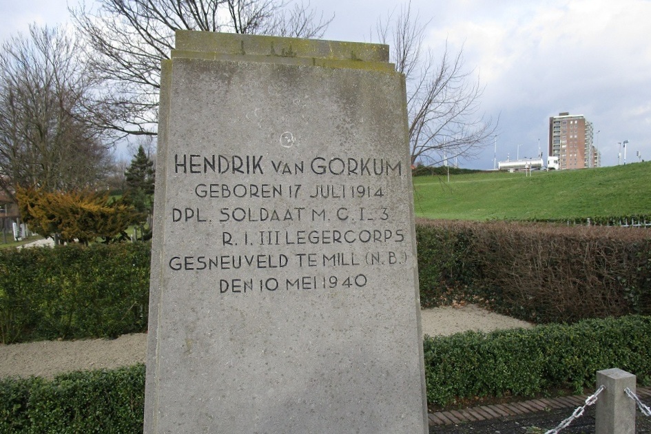 Dutch War Graves Capelle aan den IJssel #4