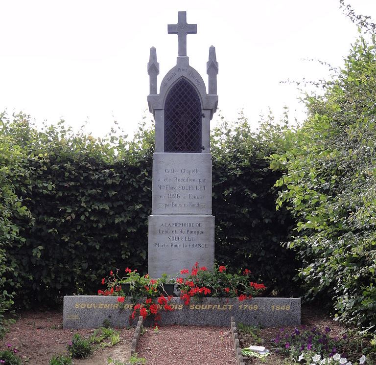 World War I Memorial Chapel Lon and Pompe