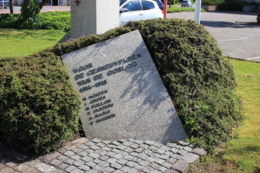 War Memorial Houthalen #2