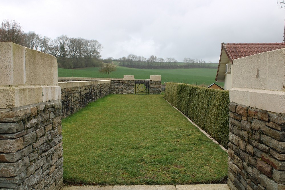 Commonwealth War Cemetery Hamel #2