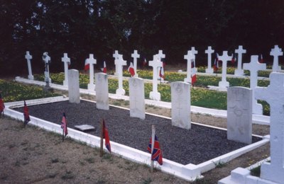 Commonwealth War Graves Avranches #1