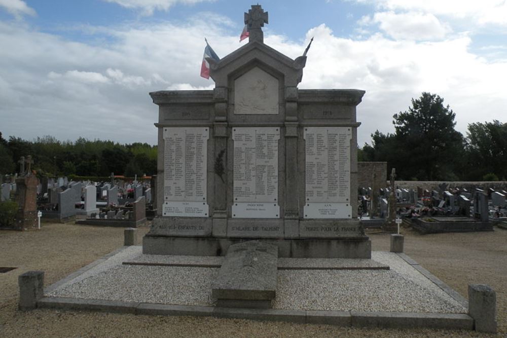 Oorlogsmonument Saint-Hilaire-de-Talmont #1