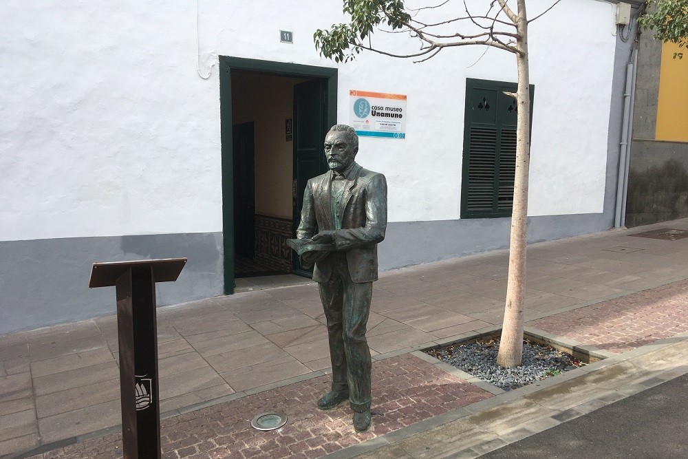 Monument Miguel de Unamuno y Jugo #5