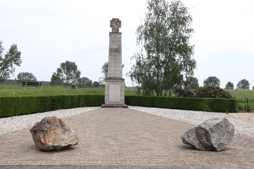 Monument for Dutch Soldiers #1