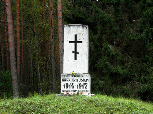 Mass Grave Soviet Soldiers Svente 1914-1918 #1